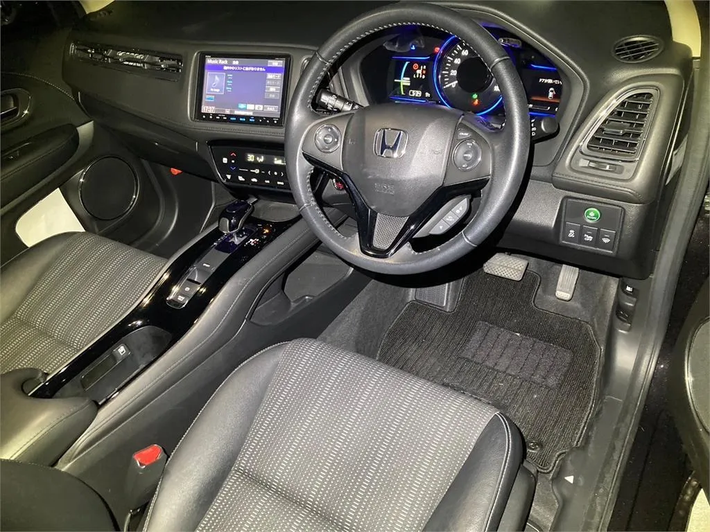 2014 Honda Vezel Z Carousel 9
