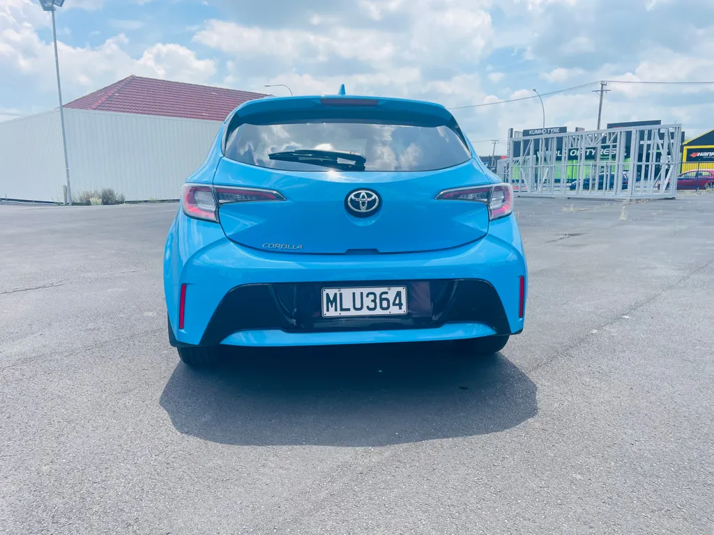 2019 Toyota Corolla GX 2.0 .. LOW KMS Carousel 5