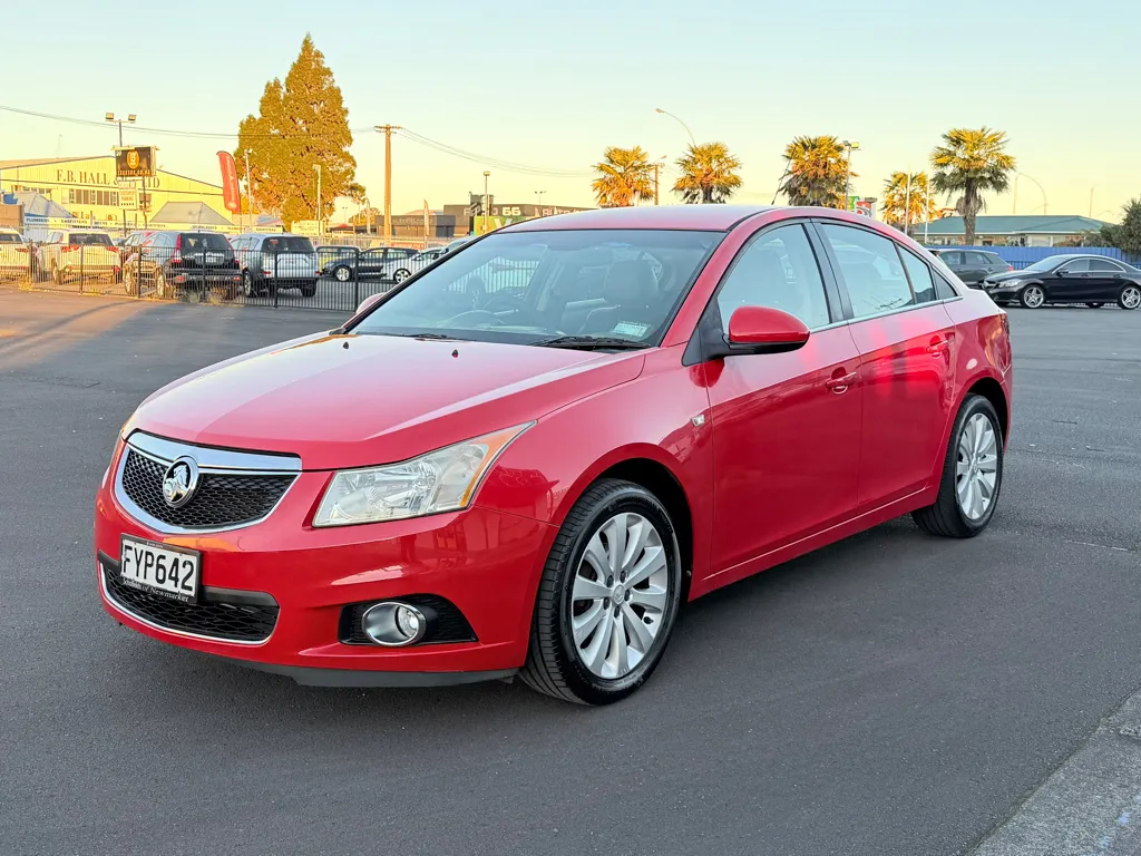 2011 Holden Cruze CDX (Top Spec) 1.8L Sedan, 1 Owner, Full History Carousel 8