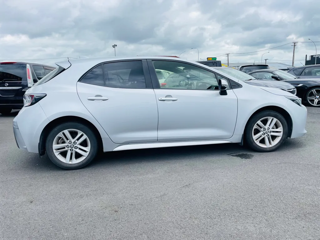 2019 Toyota Corolla GX 2.0P Carousel 3