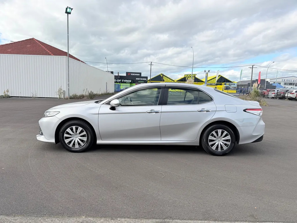 2020 Toyota Camry X Hybrid with Toyota Safety Sense Carousel 7