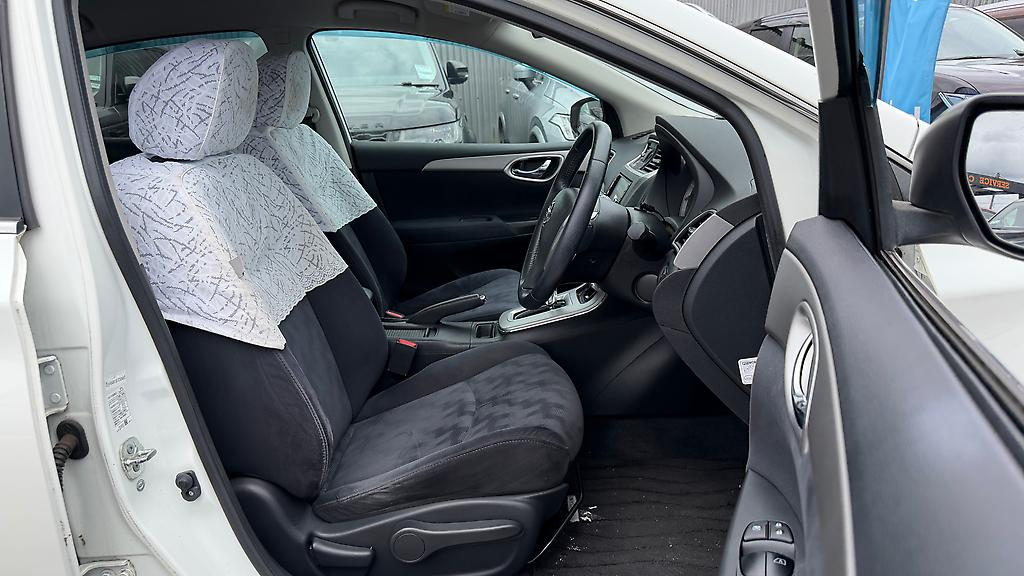 2013 Nissan Sylphy PUSH START Carousel 3