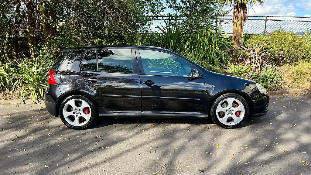 2009 Volkswagen Golf GTI…Finance Available Carousel 9