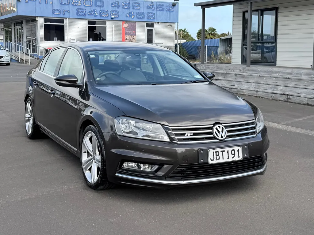 2015 Volkswagen Passat TSI 118KW RLine 1.8P