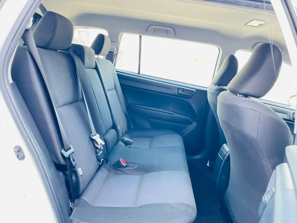 2017 Toyota Corolla FIELDER Carousel 1