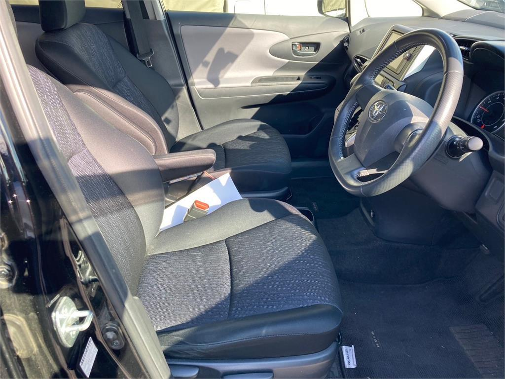 2010 Toyota Wish 1.8X HID Selection Carousel 6