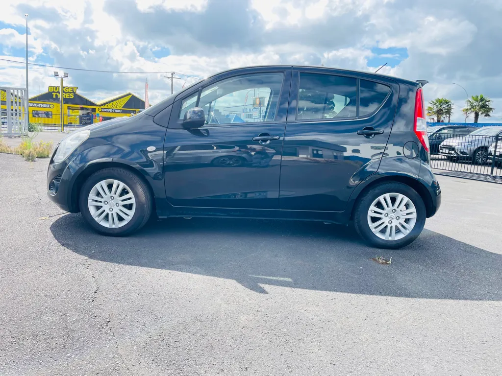 2013 Suzuki Splash LOW KMS Carousel 7