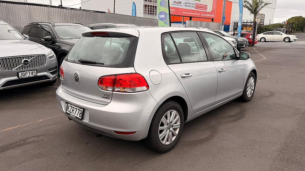 2012 Volkswagen Golf Carousel 7