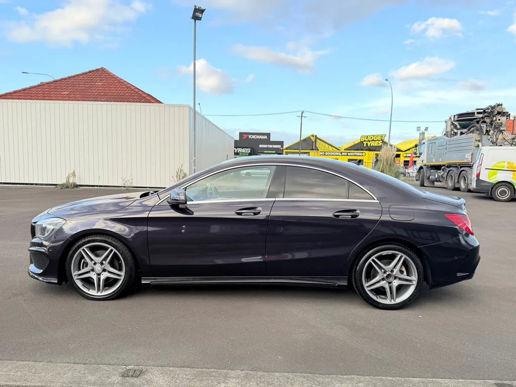 2014 Mercedes-benz Cla 250 Only 21K km! Pristine CLA250 AMG Line Carousel 7