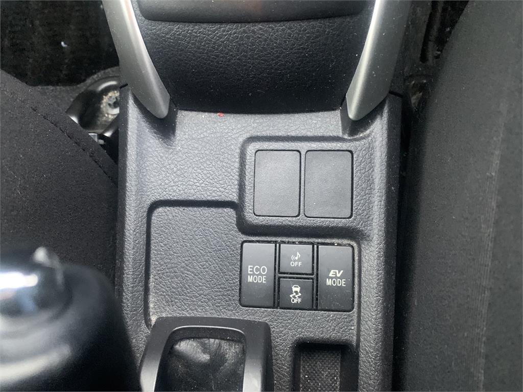 2013 Toyota Corolla Hybrid G .. Fielder Carousel 2