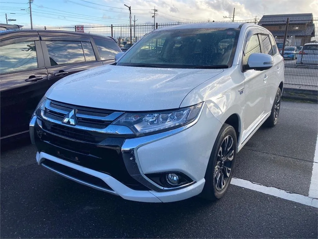 2017 Mitsubishi Outlander G Safty Package Carousel 7