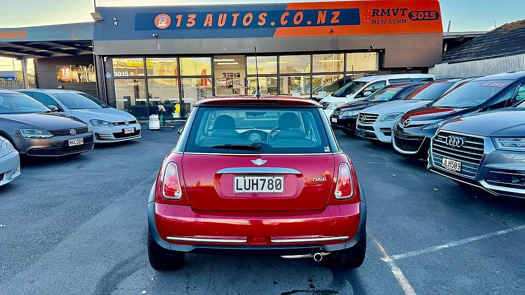 2006 Bmw Mini COOPER Carousel 5