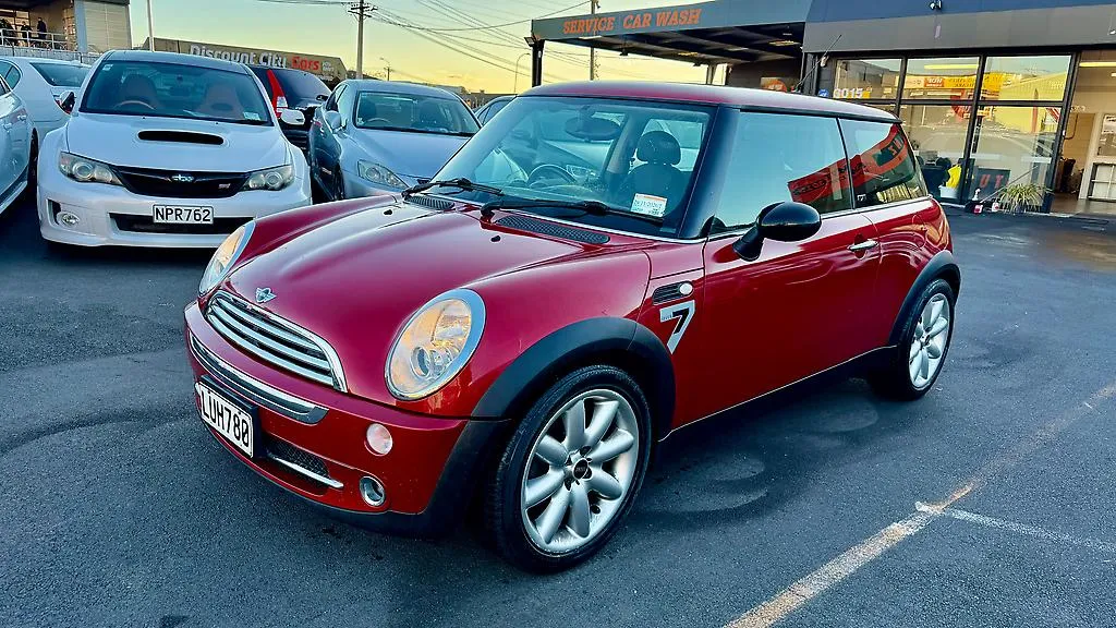 2006 Bmw Mini COOPER Carousel 7