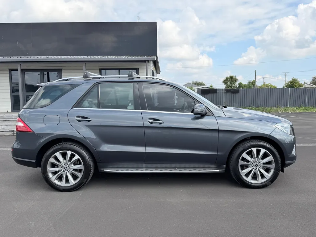 2014 Mercedes-benz Ml 350 ML350 Bluetec "Designo" 3.0D Carousel 7