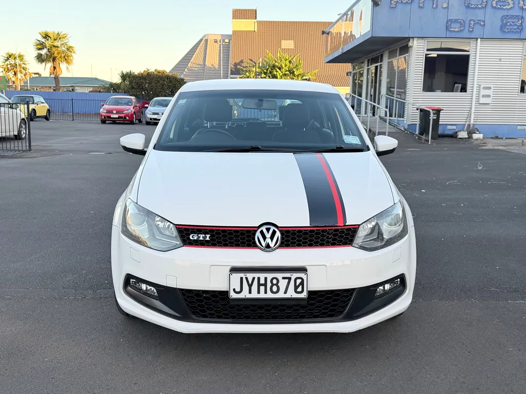 2011 Volkswagen Polo GTI  Carousel 9