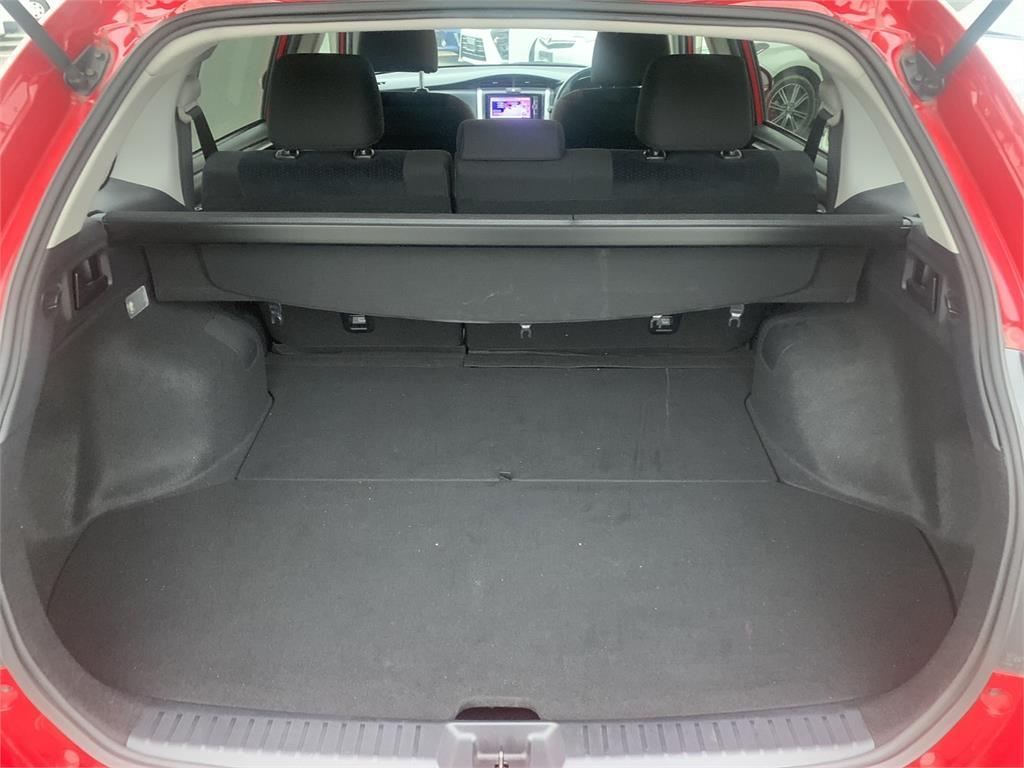 2013 Toyota Corolla Hybrid G .. Fielder Carousel 1
