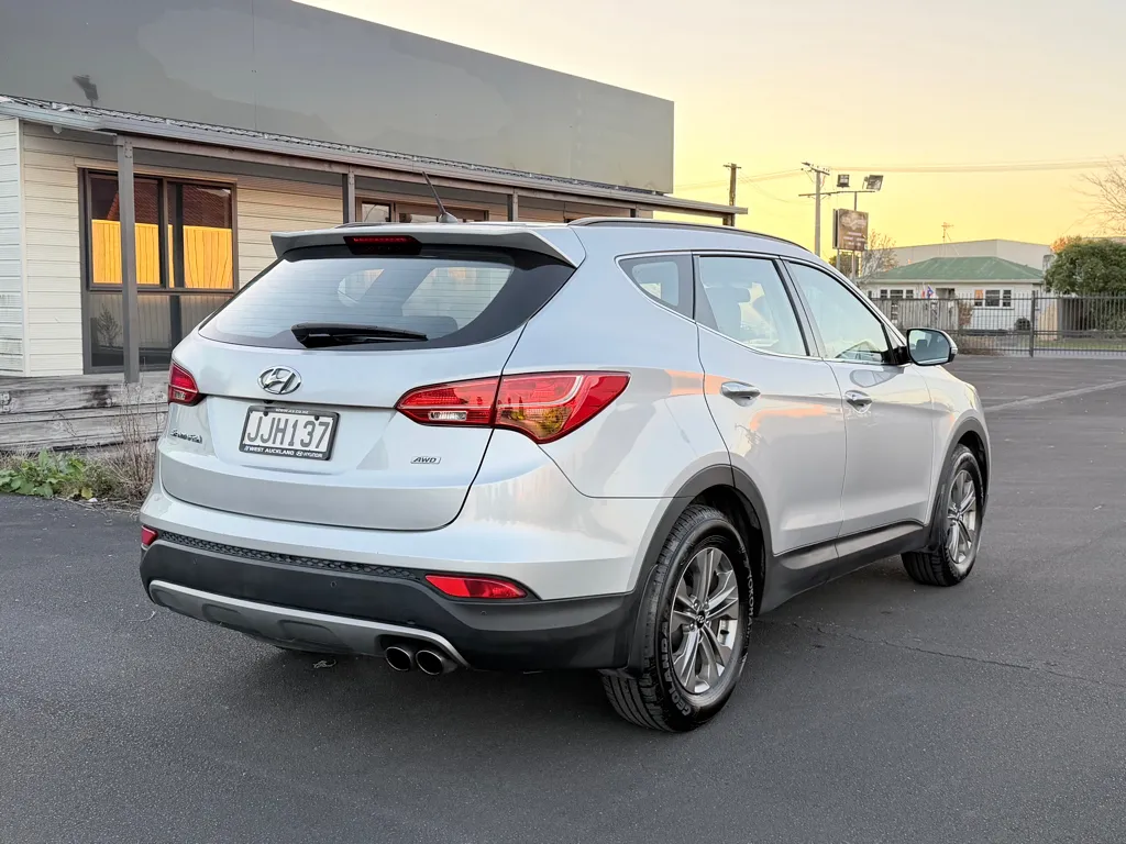 2015 Hyundai Santa Fe DM 2.4L Petrol with Cruise, Bluetooth, Rev Cam Carousel 4