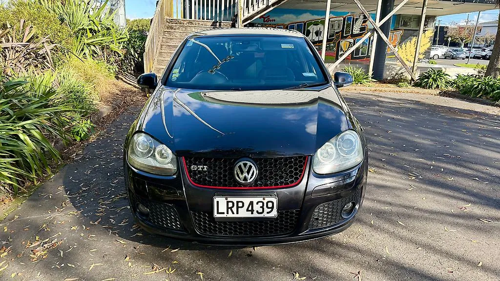 2009 Volkswagen Golf GTI…Finance Available Carousel 5