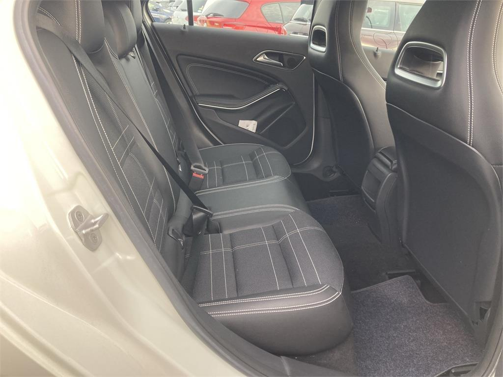 2014 Mercedes Benz A 180 Very Low Kms ... like new Carousel 5