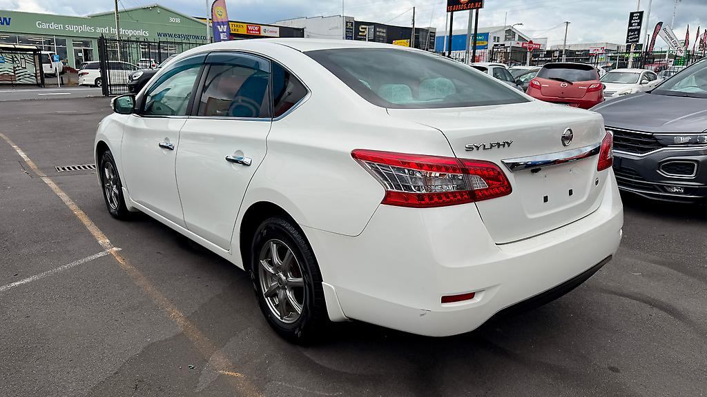 2013 Nissan Sylphy PUSH START Carousel 6