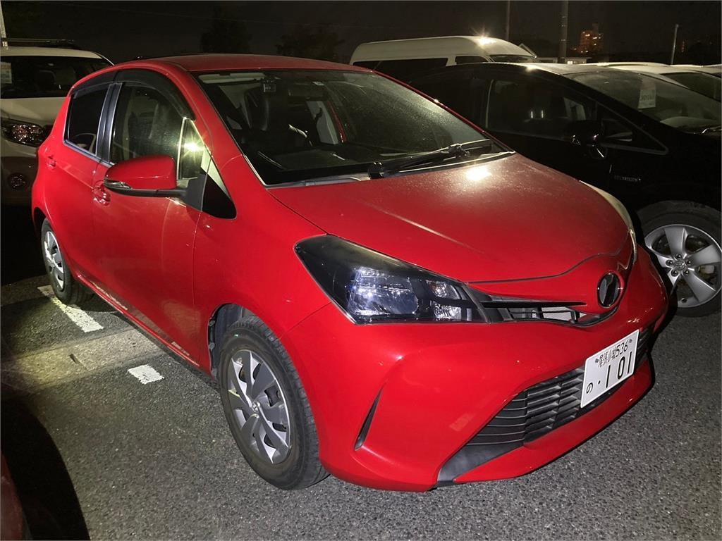 2015 Toyota Vitz F Carousel 10