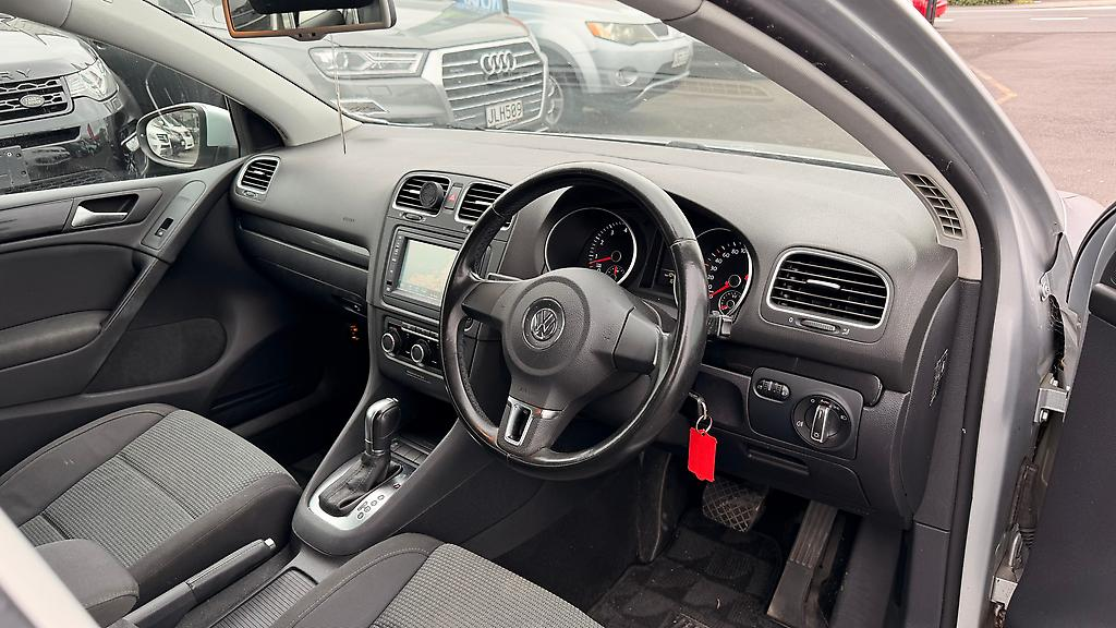 2012 Volkswagen Golf Carousel 5