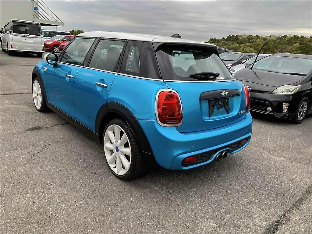 2016 Mini Cooper S Carousel 9