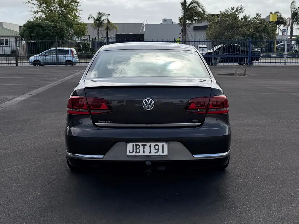 2015 Volkswagen Passat TSI 118KW RLine 1.8P Carousel 5