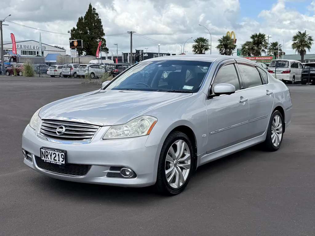 2008 Nissan Fuga 250GT Top Spec Carousel 7