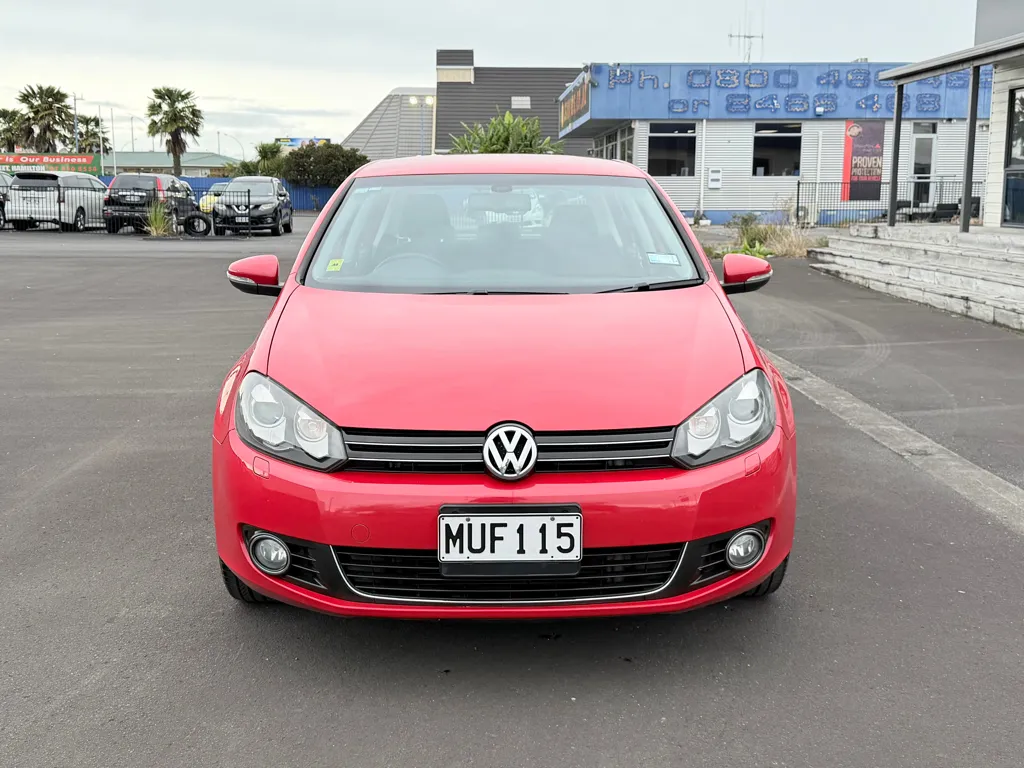 2012 Volkswagen Golf 1.4L TSi Comfortline, Low kms, Tidy Car Carousel 9