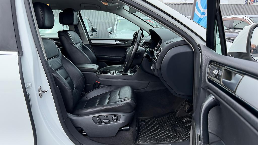2014 Volkswagen Touareg TDI 150KW BMT Carousel 3