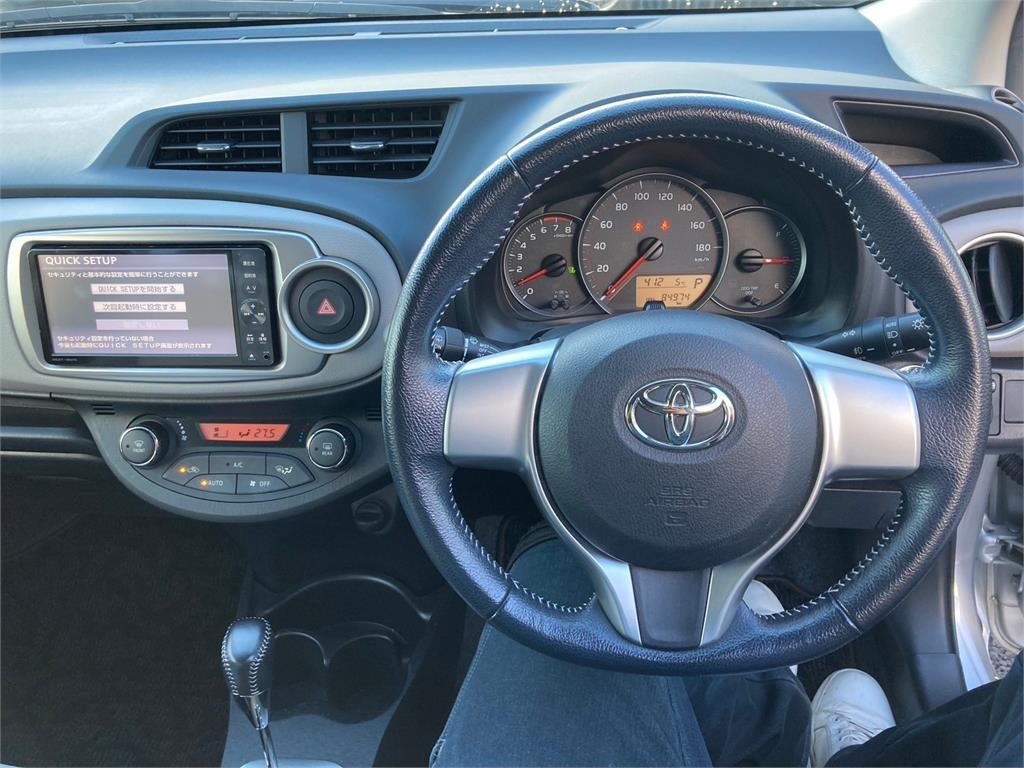 2013 Toyota Vitz U Smart Stop P Carousel 2