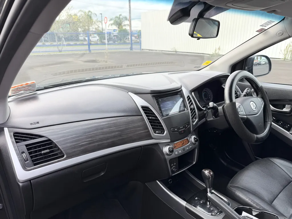 2017 Ssangyong Korando SPR 2.0P/4WD/6 Speed Carousel 1