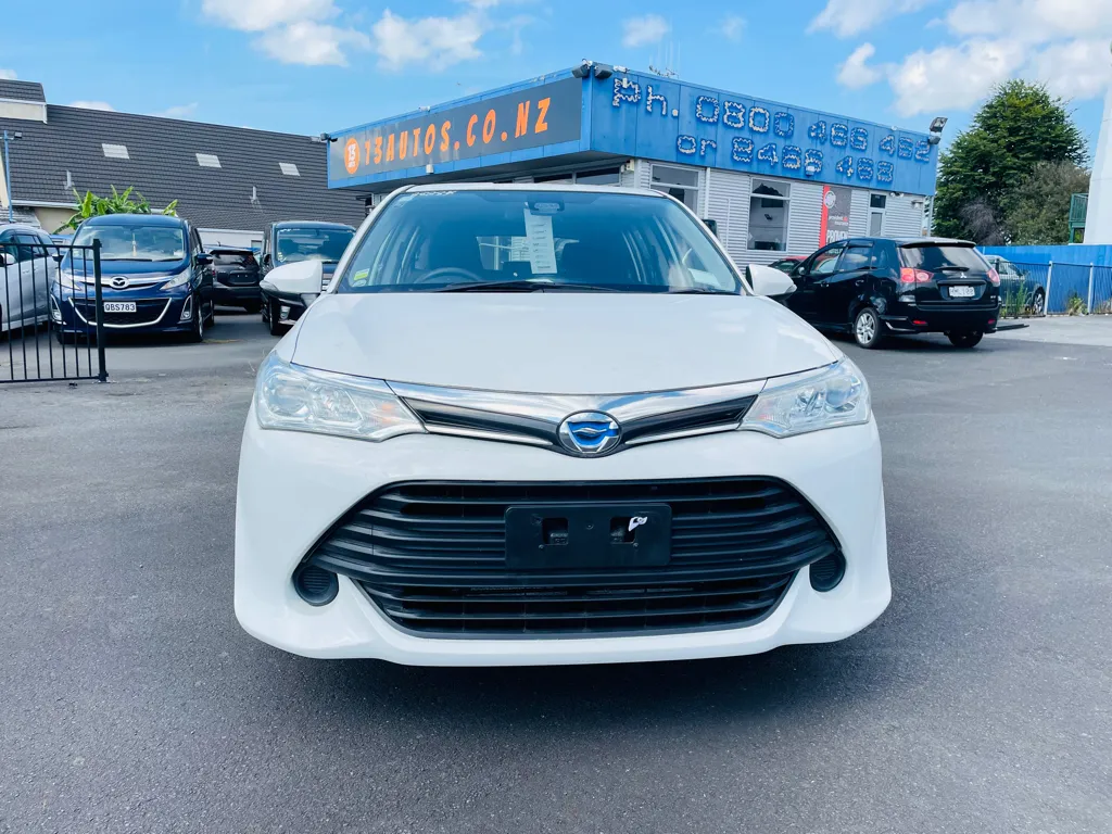 2017 Toyota Corolla FIELDER Carousel 9