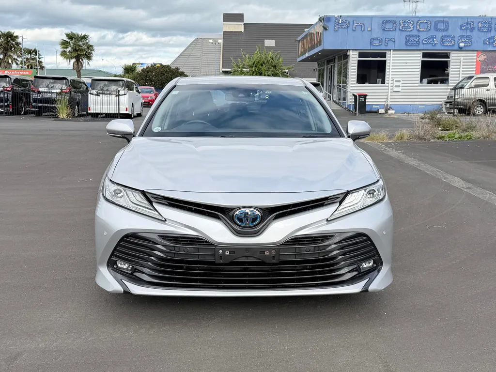 2020 Toyota Camry X Hybrid with Toyota Safety Sense Carousel 9