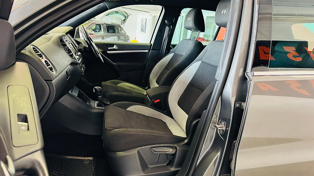 2015 Volkswagen Tiguan R Line .. NZ New ..Tow bar .. Carousel 2