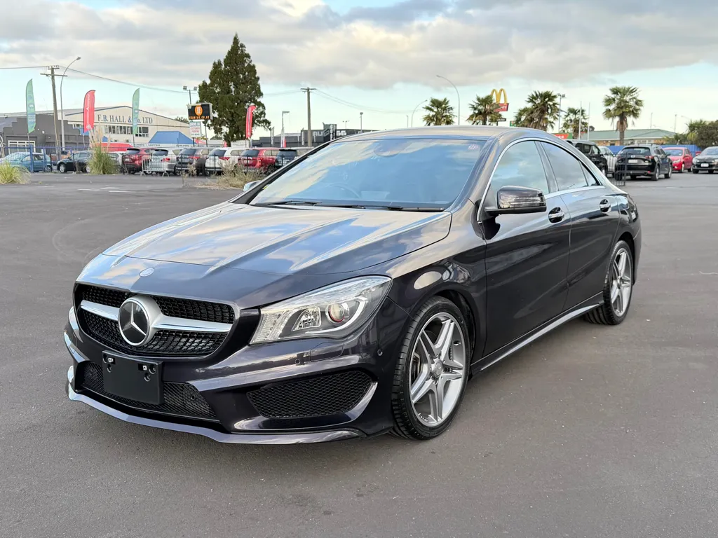 2014 Mercedes-benz Cla 250 Only 21K km! Pristine CLA250 AMG Line Carousel 8