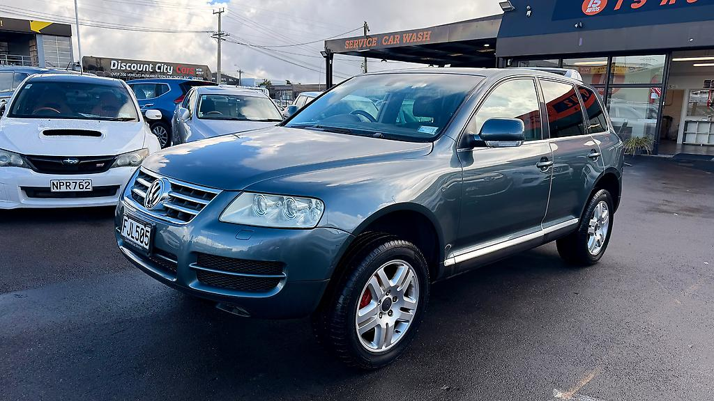 2004 Volkswagen Touareg V6 4WD Carousel 7