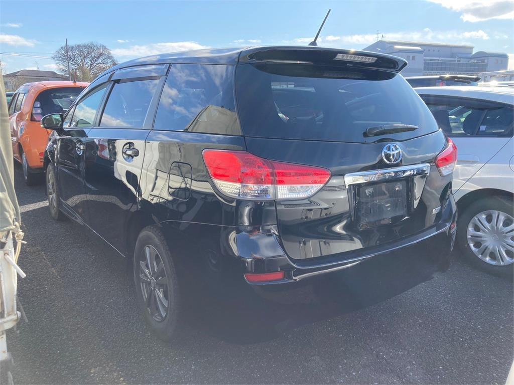 2010 Toyota Wish 1.8X HID Selection Carousel 8