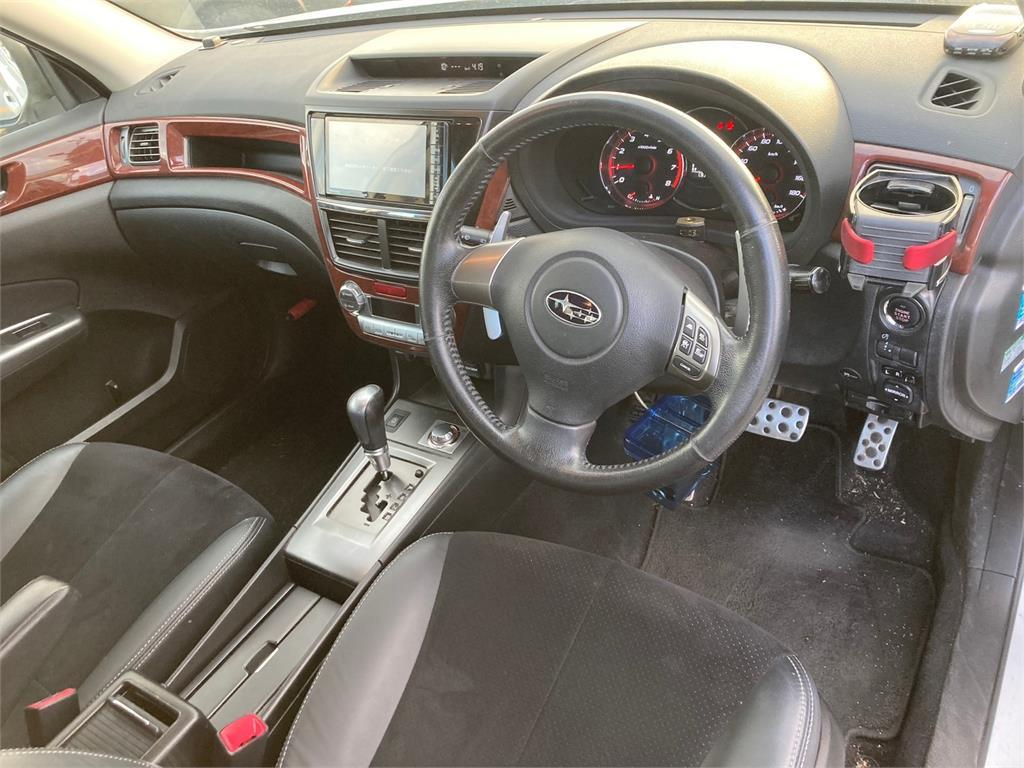 2013 Subaru Exiga 2.5i Eyesight 4WD Alcantara Selection Carousel 5