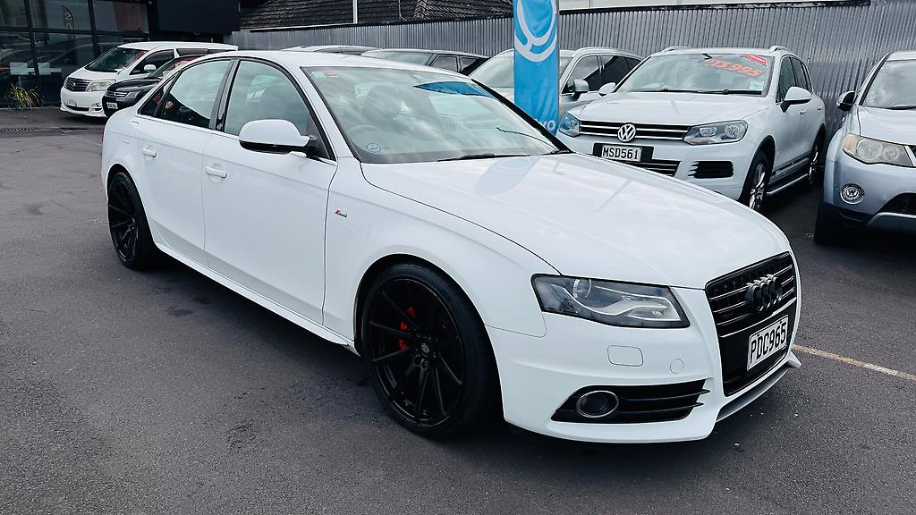 2010 Audi A4 S-Line….Low Km