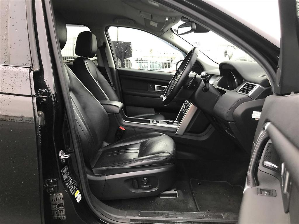 2018 Land Rover Discovery HSE 4WD 7SEATER Carousel 2