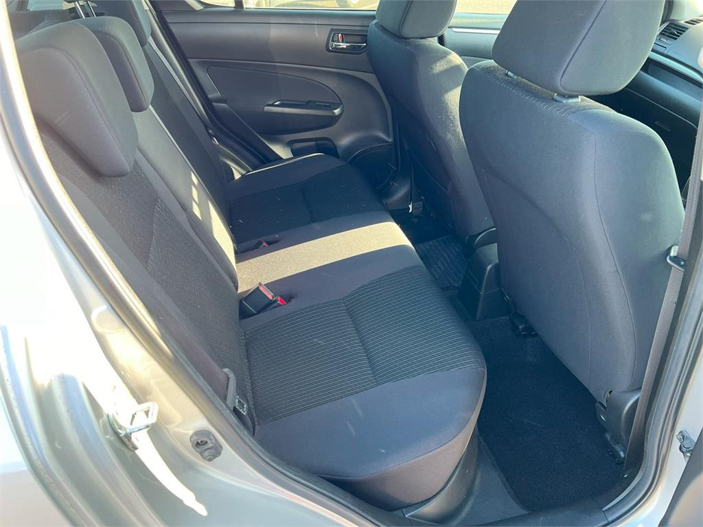 2013 Suzuki Swift XG Carousel 7