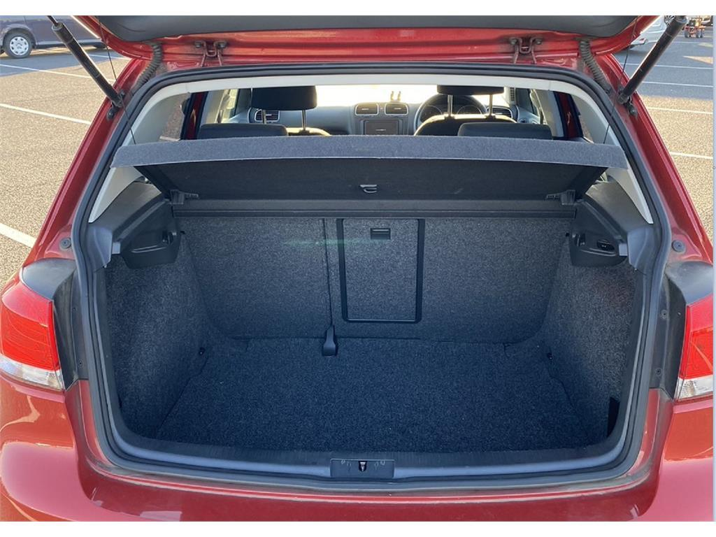 2011 Volkswagen Golf TSI Comfortline Carousel 1