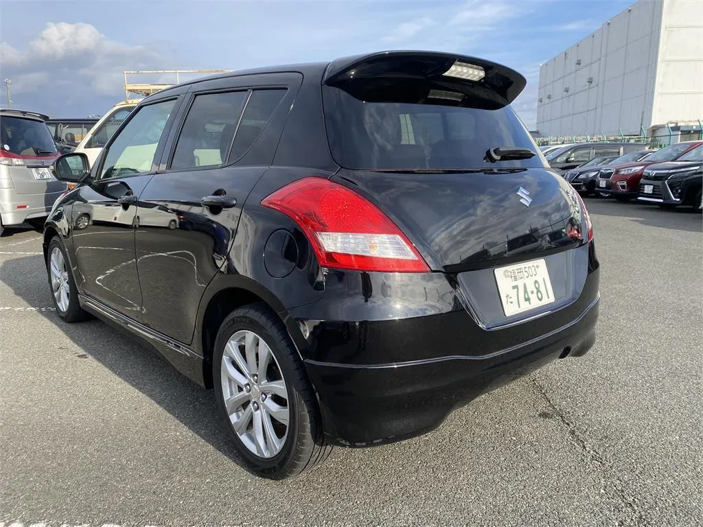 2013 Suzuki Swift RS ... Sports Carousel 4