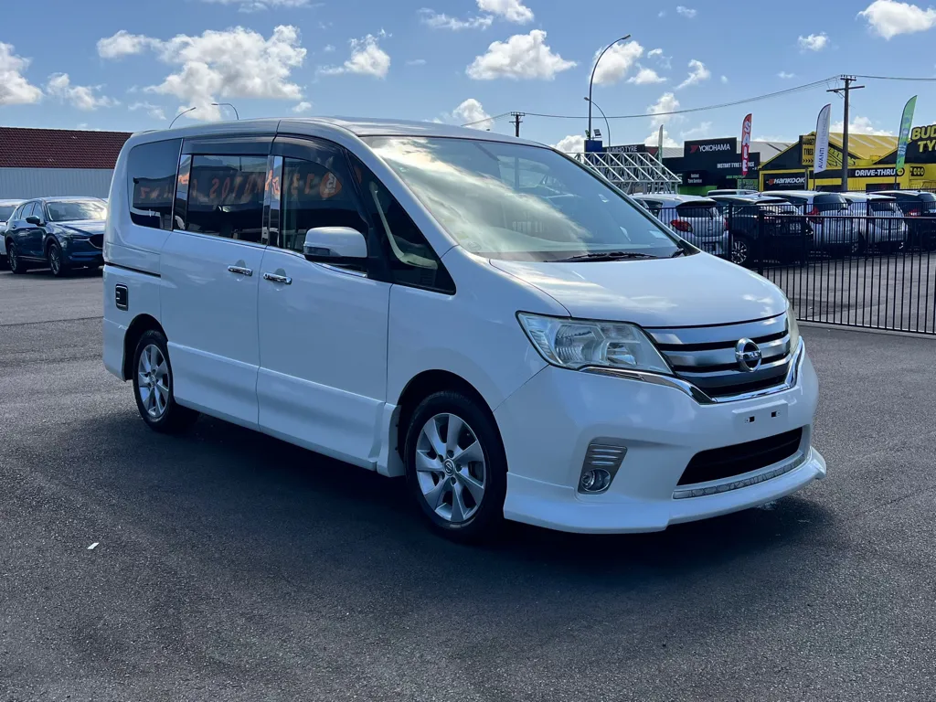 2012 Nissan Serena