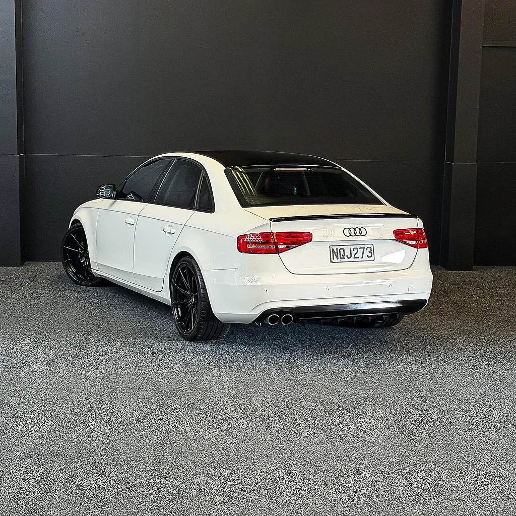 2012 AUDI A4 Carousel 5