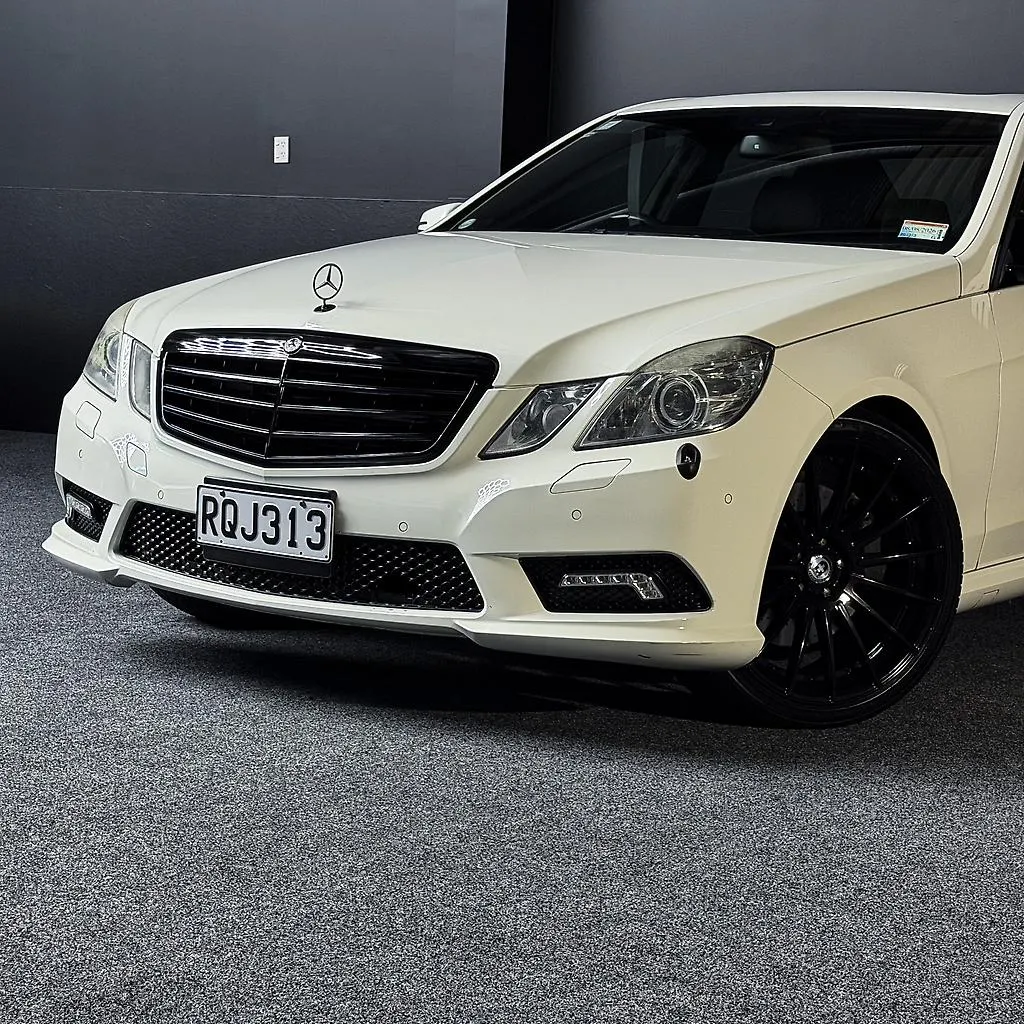 2010 Mercedes-benz E 550 Carousel 6