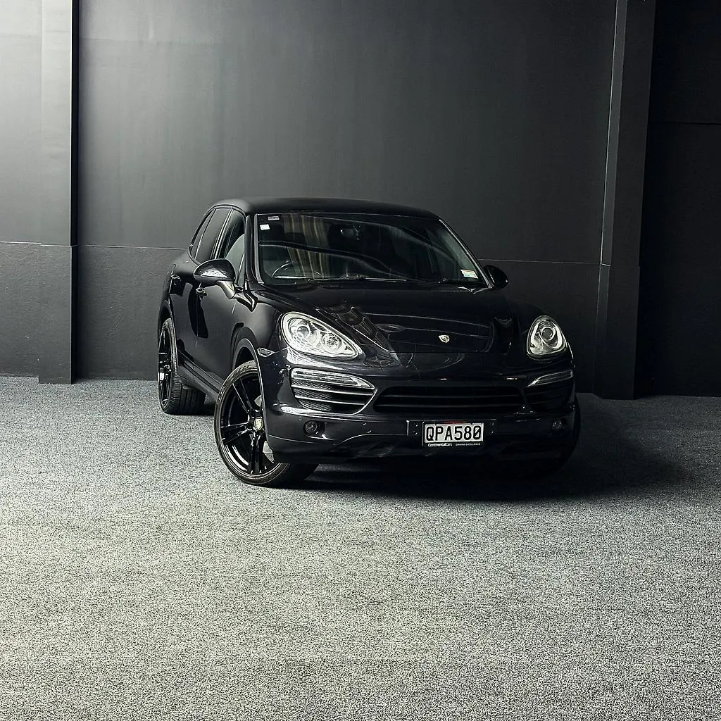 2010 Porsche Cayenne s