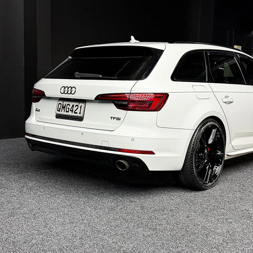 2016 AUDI A4 Carousel 2